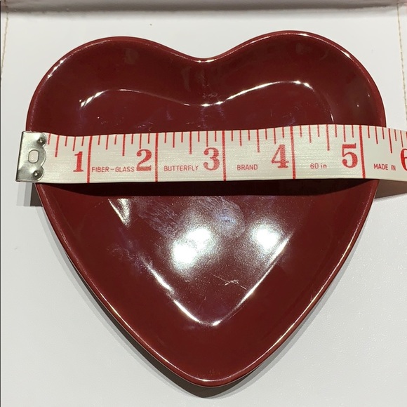 Chantal 91-HFP14/4 bake/serve Valentine heart dish - Picture 4 of 5